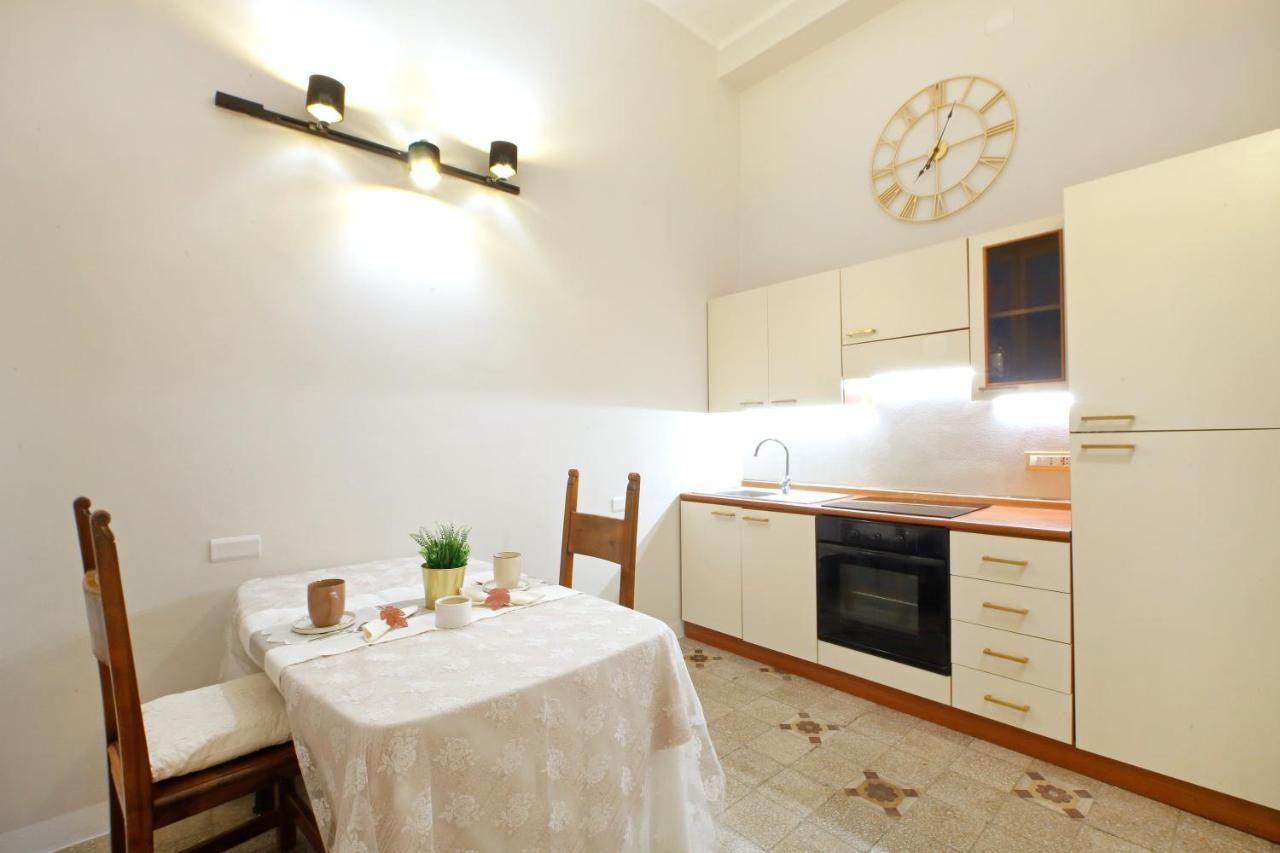 Breathe Liguria - Lucy 1 Bedroom And 1 Apartment In A Newly Renovated Nineteenth-Century Building In The Historic Center Near The Sea لا سبيتسْيا المظهر الخارجي الصورة